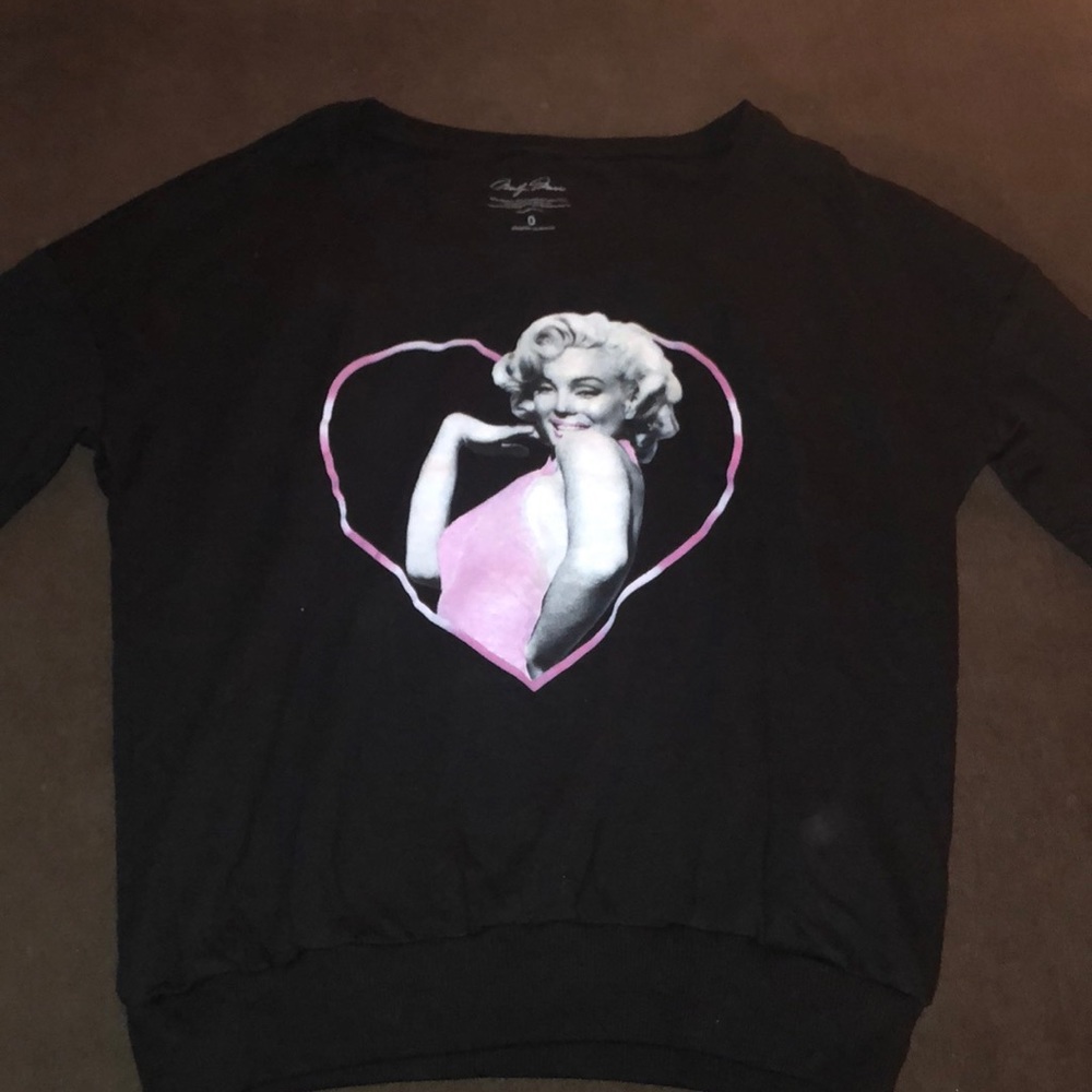 Marilyn Monroe crew neck